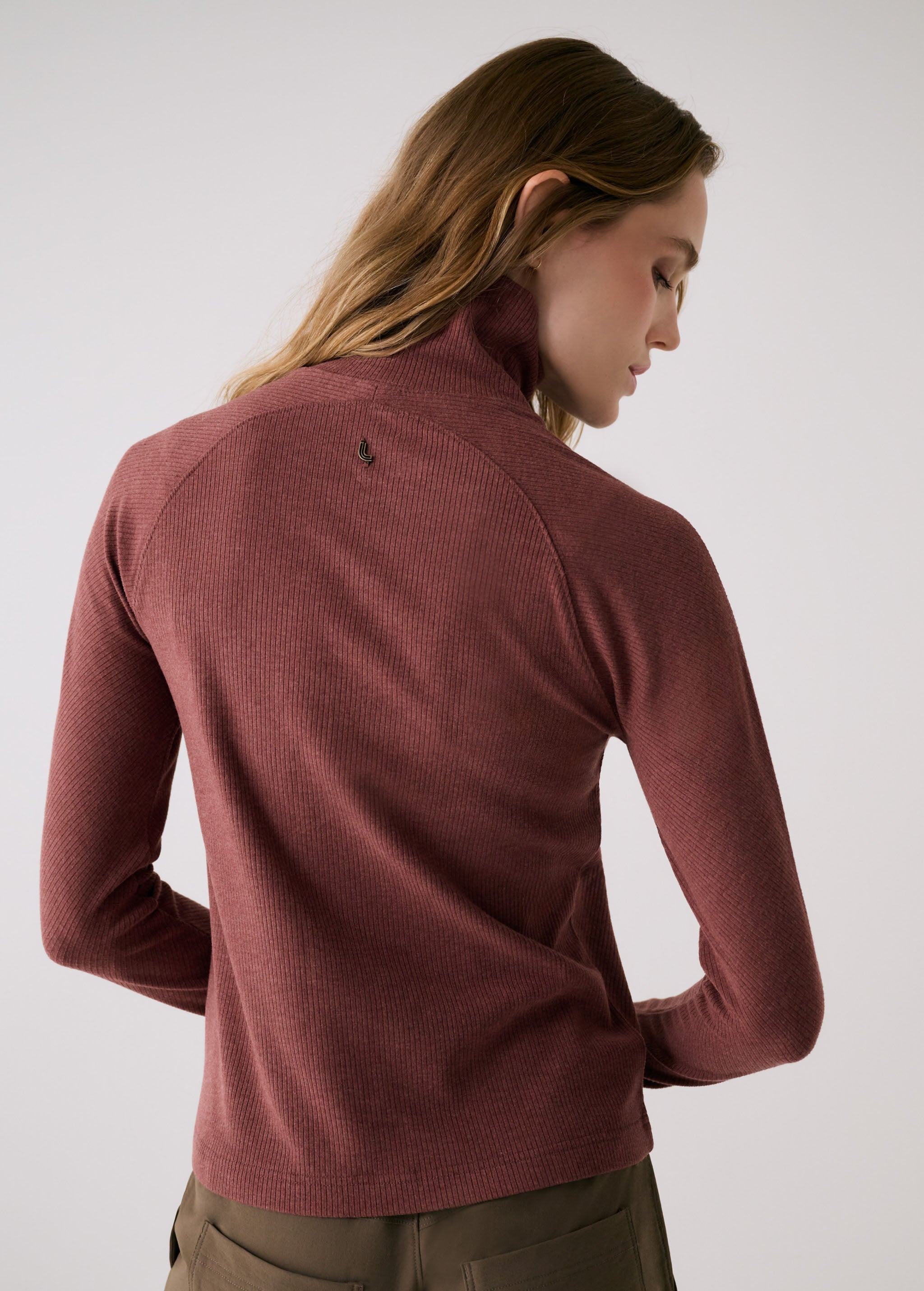 Traverse Turtleneck
